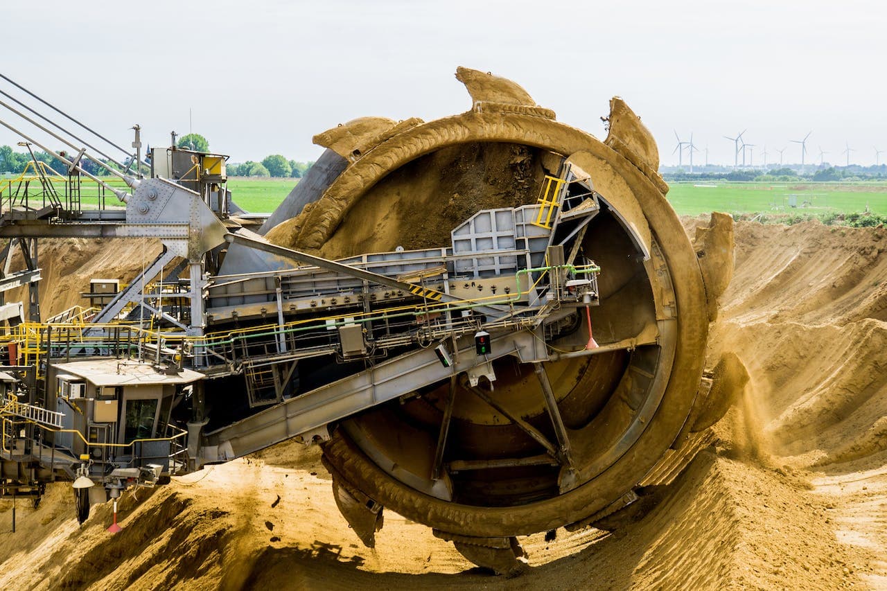 DECARBONISING EUROPE’S COAL-RELIANT REGIONS: THE CHALLENGE OF A “JUST TRANSITION”